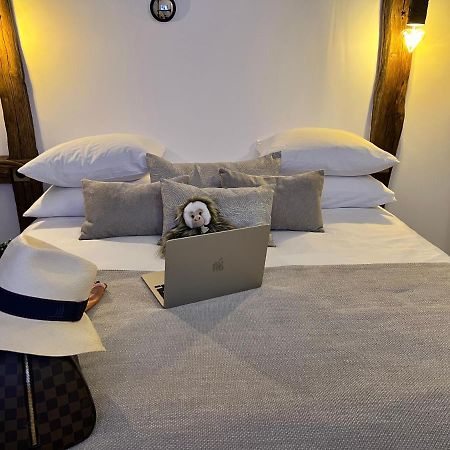 Tamarin & Capucin Suite Balneo Aubagne Dış mekan fotoğraf